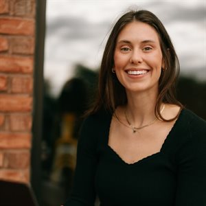 Ellie Turner